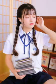 无罩大乳的熟妇正在播放